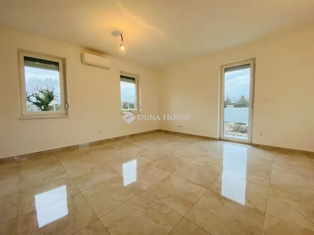 Eladó ház Monor 81 nm