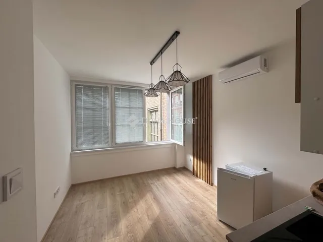 Eladó lakás Budapest XXI. kerület 27 nm