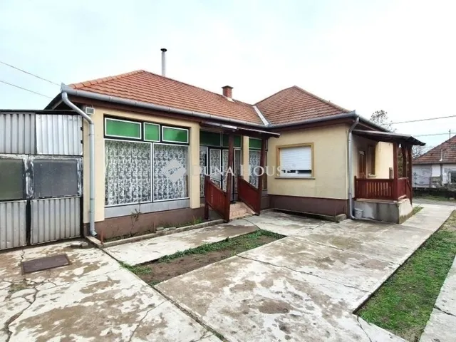 Eladó ház Dabas 109 nm
