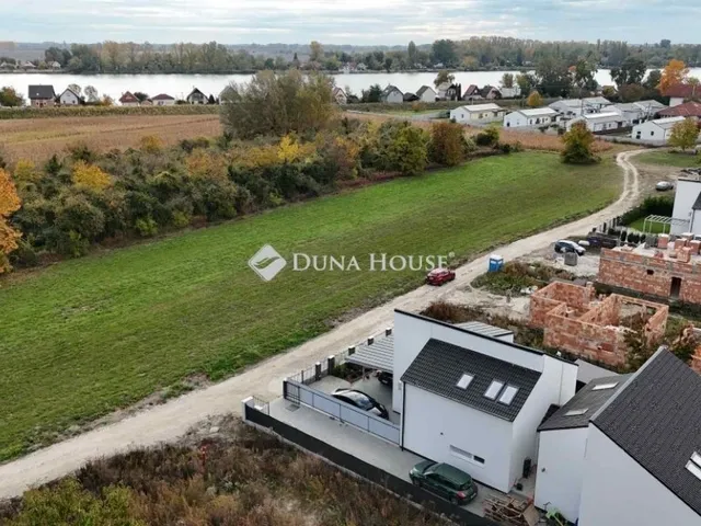 Eladó lakás Ráckeve 65 nm