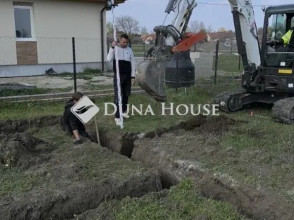 Eladó ház Szigetbecse 123 nm