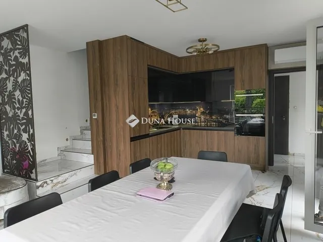 Eladó ház Budapest XV. kerület 82 nm