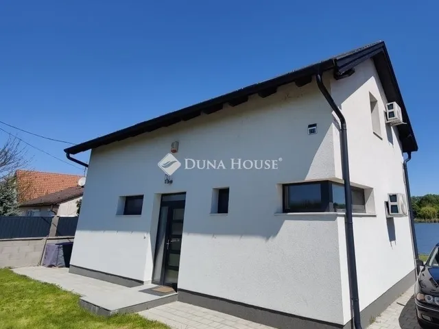 Eladó ház Szigetbecse 104 nm