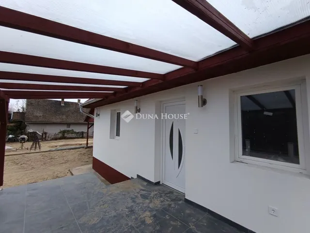 Eladó ház Tápióbicske 74 nm