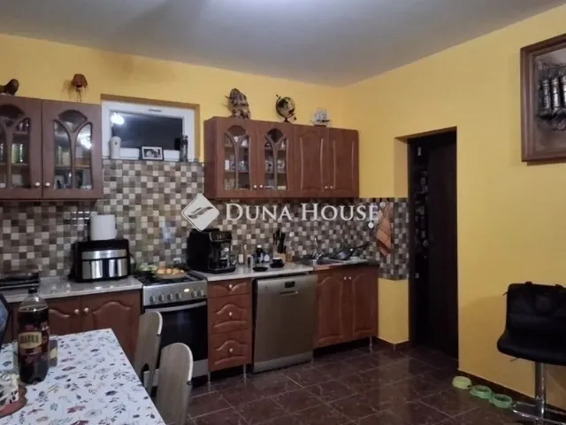 Eladó ház Dunaharaszti 194 nm