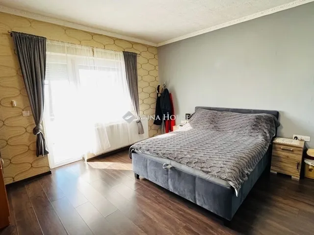 Eladó ház Tápiószecső 217 nm