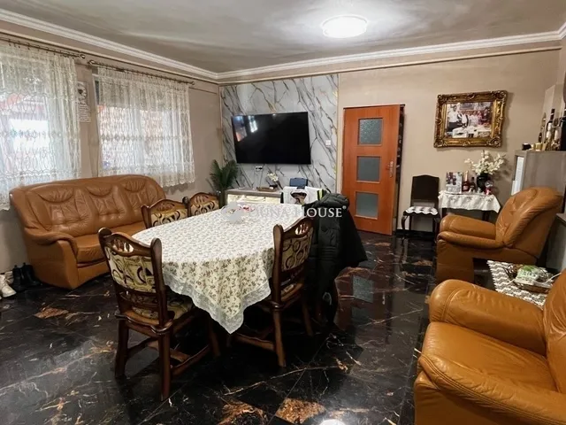 Eladó ház Tápiószecső 217 nm