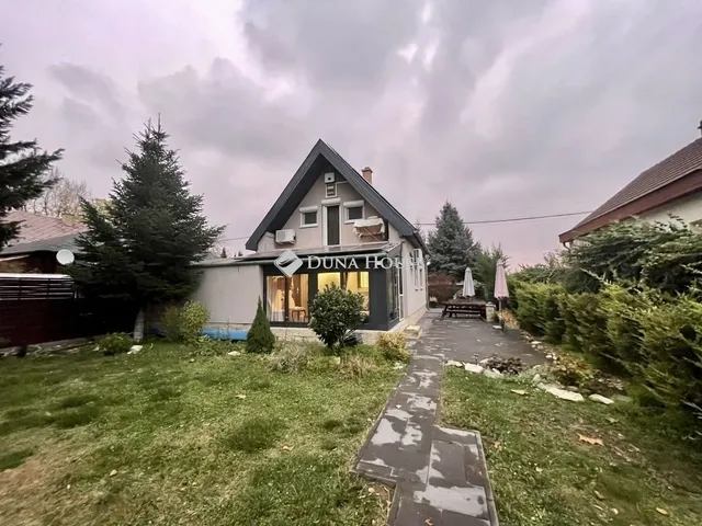 Eladó ház Áporka 121 nm