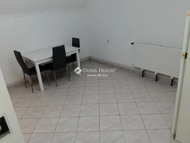 Eladó lakás Budapest VI. kerület 75 nm