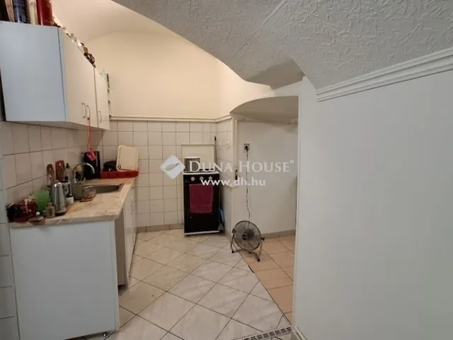 Eladó lakás Budapest VI. kerület 75 nm