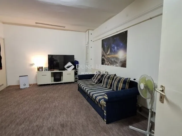 Eladó lakás Budapest VI. kerület 75 nm