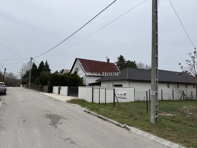 Eladó ház Sóskút 154 nm