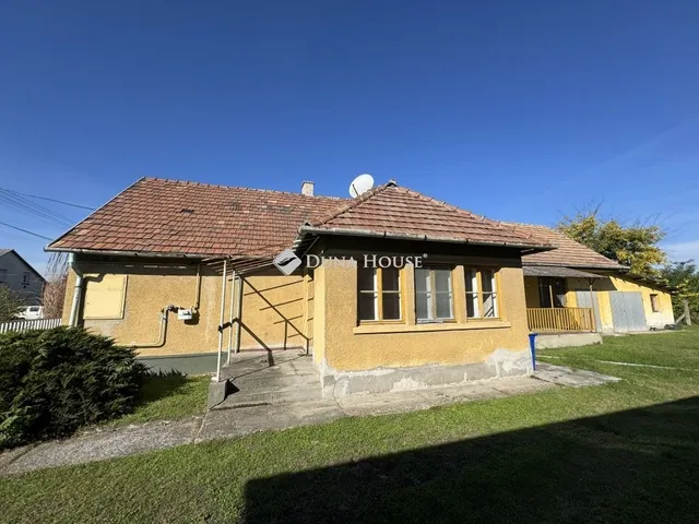 Eladó ház Szigetcsép 120 nm