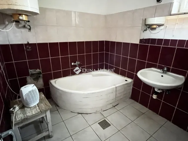 Eladó ház Tápiószecső 89 nm