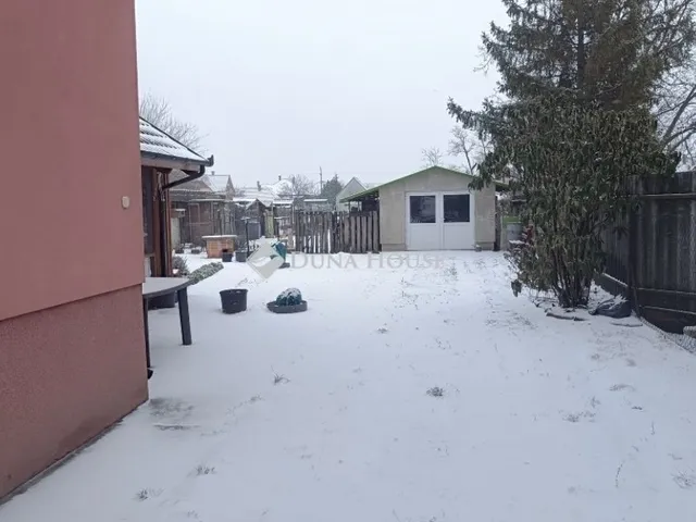 Eladó ház Szentmártonkáta 222 nm