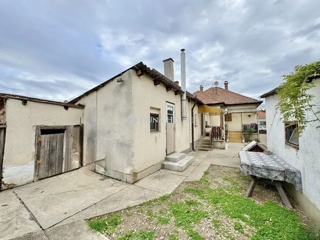 Eladó ház Üllő 89 nm