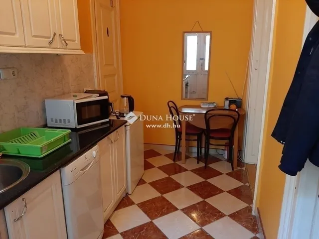 Eladó lakás Budapest VII. kerület 72 nm