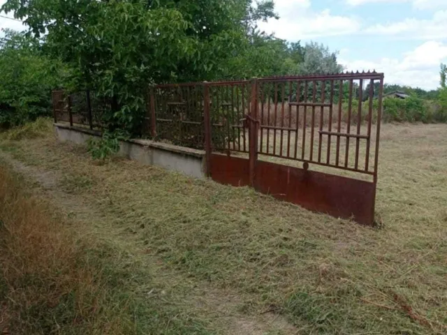 Eladó telek Szabadbattyán 800 nm