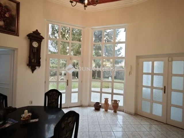 Eladó ház Dunakeszi 340 nm