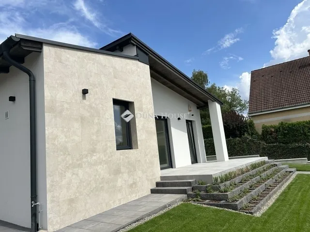 Eladó ház Csömör 112 nm