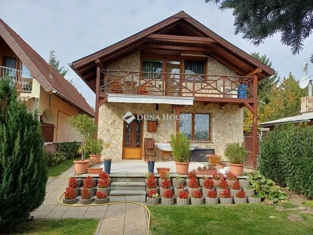 Eladó ház Szigetcsép 77 nm