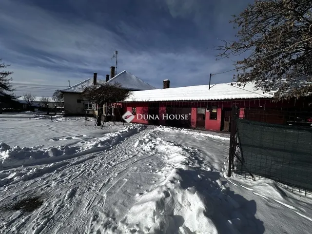 Eladó ház Dunavecse 110 nm