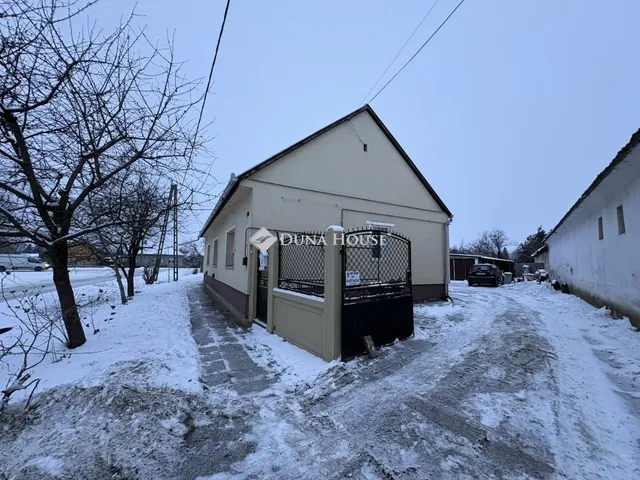 Eladó ház Kiskunlacháza 106 nm