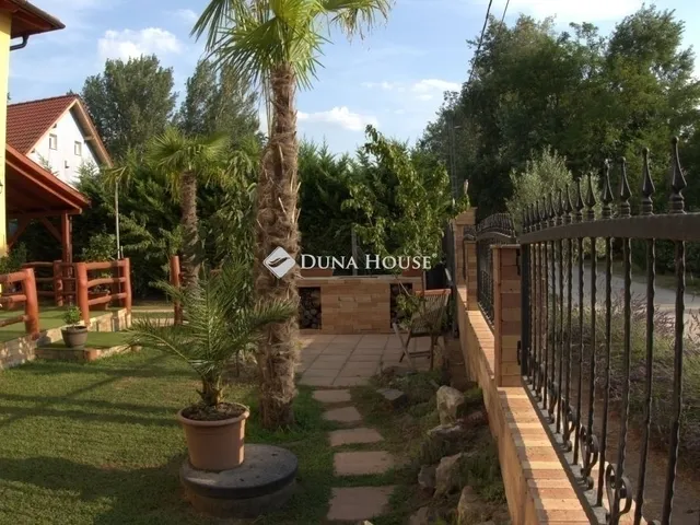 Eladó ház Kiskunlacháza 166 nm