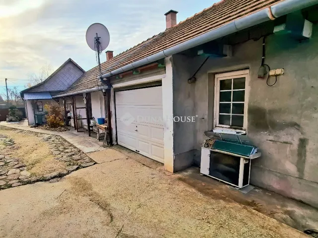 Eladó ház Dunavecse 95 nm