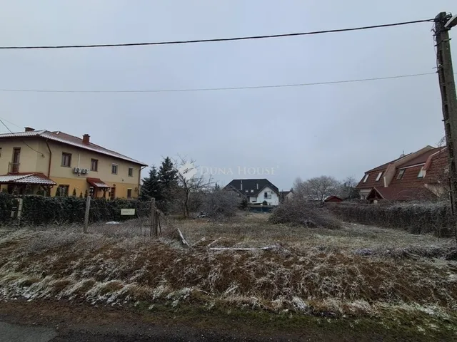 Eladó telek Budapest XVII. kerület 838 nm