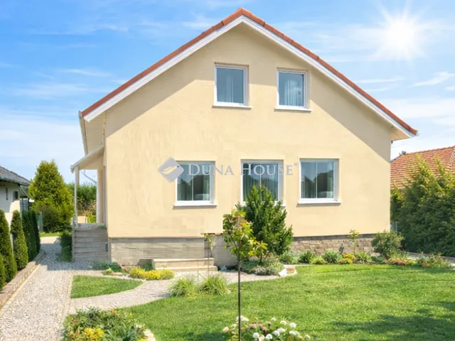 Eladó ház Sóskút 154 nm