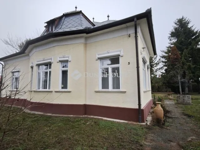 Eladó ház Dunakeszi 340 nm