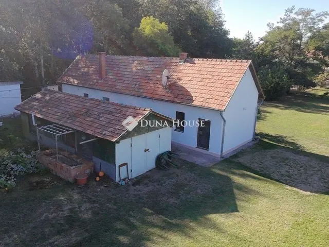 Eladó ház Bugyi 231 nm