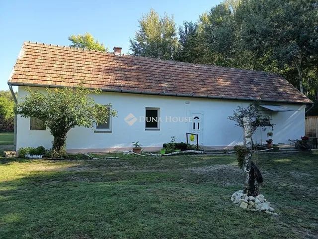 Eladó ház Bugyi 231 nm