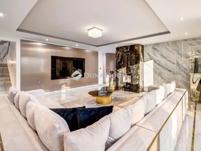 Eladó ház Mogyoród 416 nm