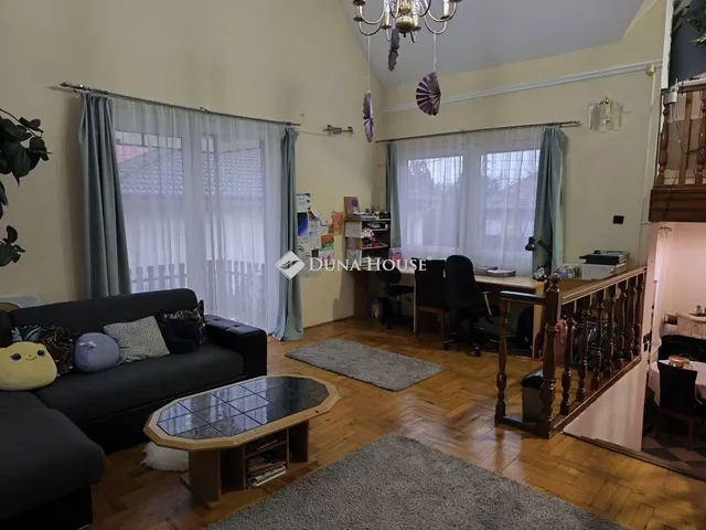 Eladó ház Dunaharaszti 263 nm