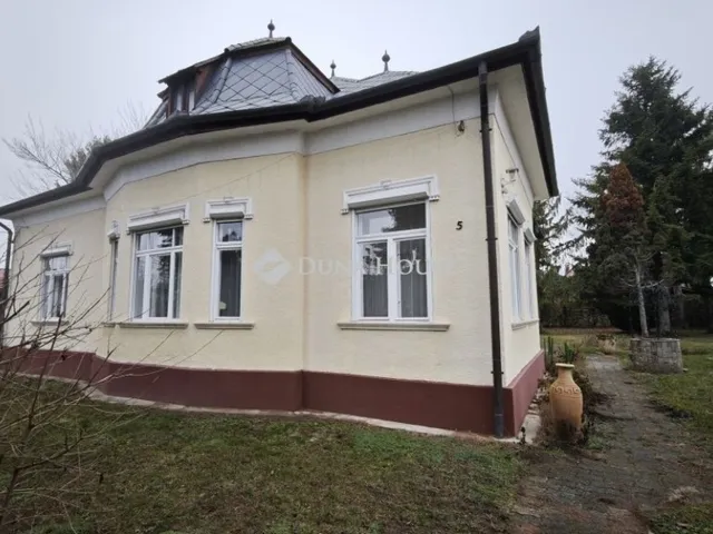 Eladó ház Dunakeszi 340 nm