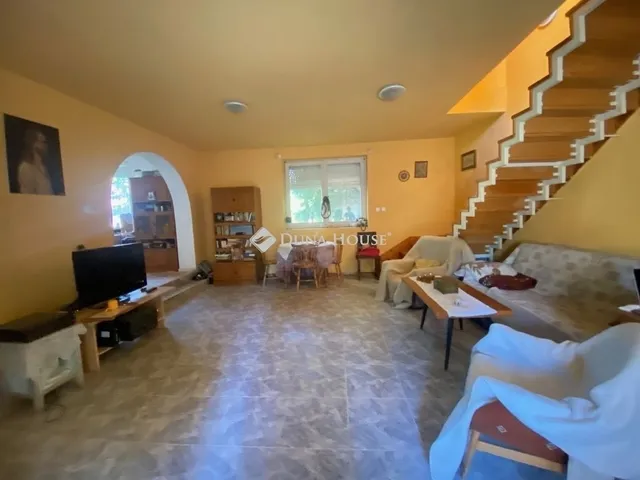 Eladó ház Veresegyház 210 nm