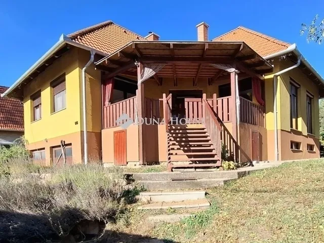 Eladó ház Vácrátót 155 nm