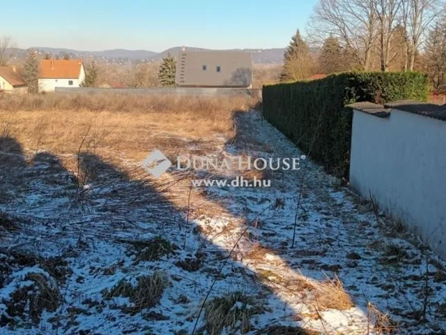 Eladó telek Dunabogdány 2034 nm