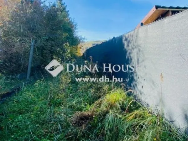 Eladó telek Dunabogdány 2034 nm