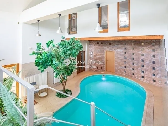 Eladó ház Szigetszentmiklós 260 nm