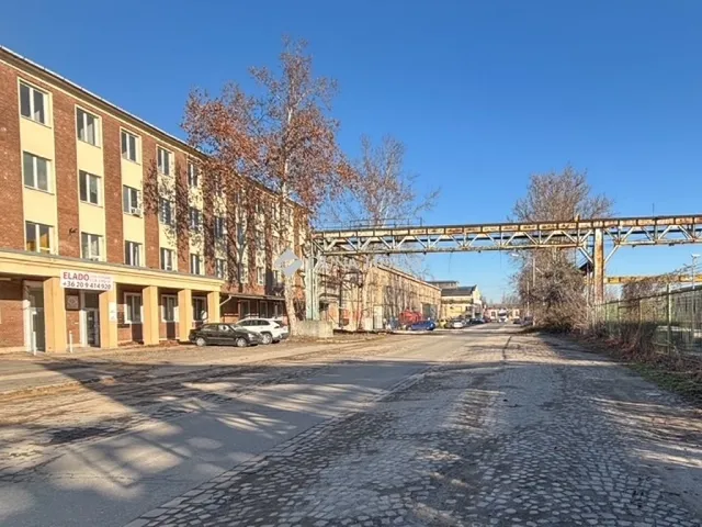 Eladó kereskedelmi és ipari ingatlan Budapest XXI. kerület 3220 nm