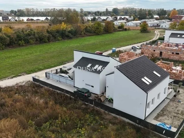 Eladó lakás Ráckeve 62 nm