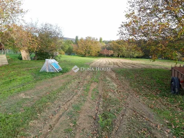 Eladó telek Rezi 2755 nm