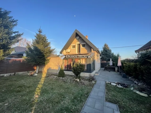 Eladó ház Áporka 121 nm