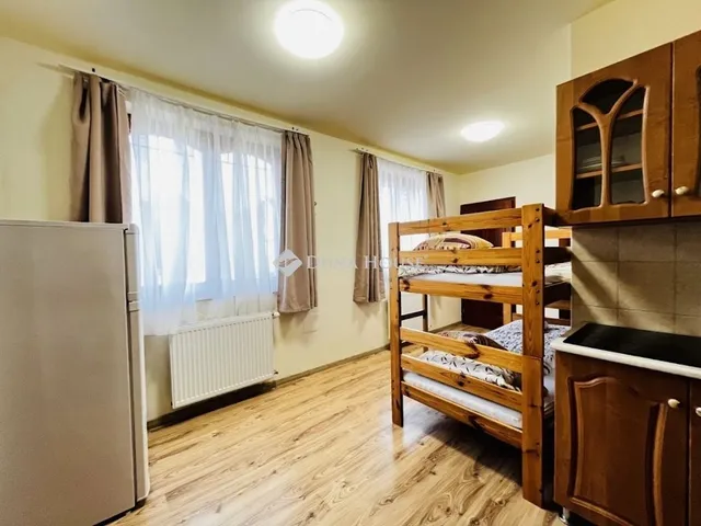 Eladó ház Szilvásvárad 271 nm