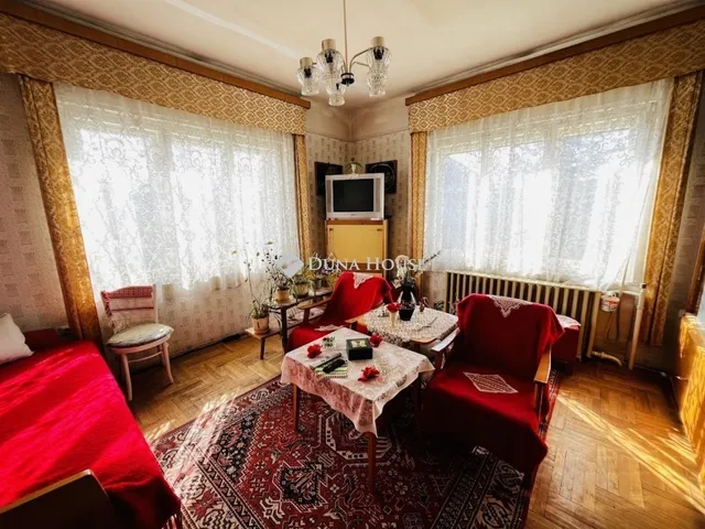 Eladó ház Pomáz 191 nm