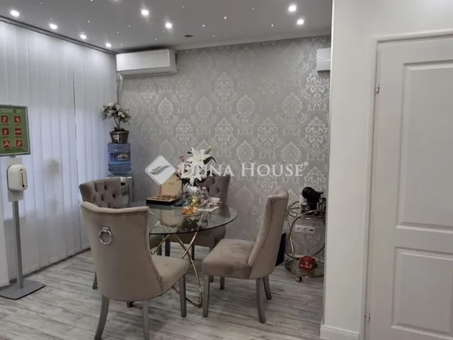 Eladó kereskedelmi és ipari ingatlan Halásztelek 68 nm