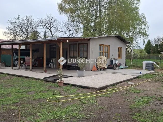 Eladó üdülő és hétvégi ház Dömsöd 52 nm